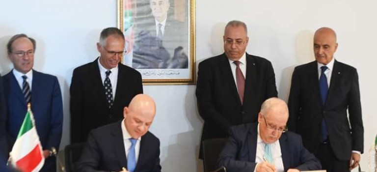 Signature d’un accord-cadre entre la marque Fiat et les autorités algériennes visant la production locale de véhicules et le développement du secteur automobile en Algérie