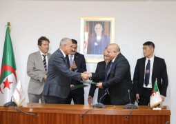 Sous-traitance: signature d’un protocole d’accord entre SPA ALGERIA FAW TRUCKS INDUSTRIES et COSIDER ALREM